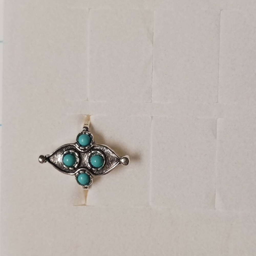 Size 3.5 Ring. NWT. Silver & Teal Colors. Aztec. Petite. Eclectic. Rare. Unique.
